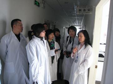 参观通用水务水质监测中心